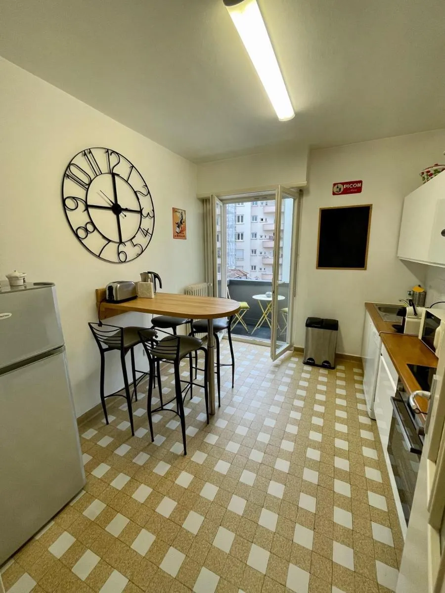 Image 4 of Appartement Hyper Centre Place Kléber 66 m2
