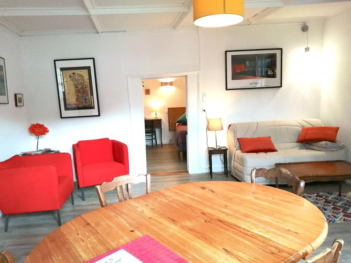 Image 4 of Appartement Le bain aux plantes
