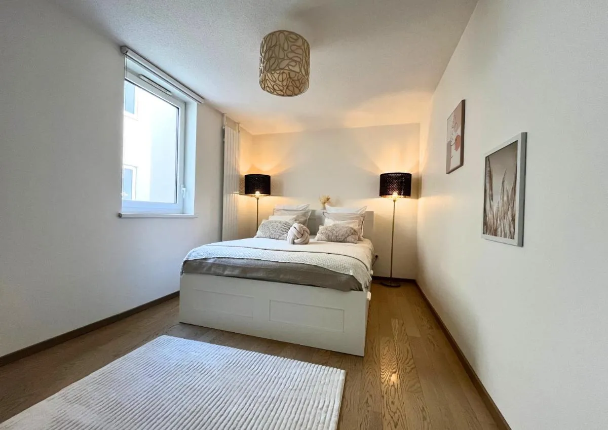 Image 1 of Appartement Vue Canal