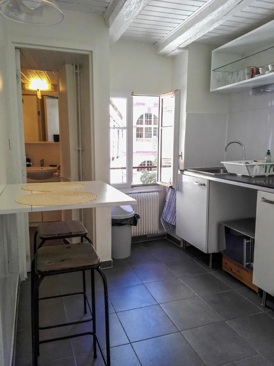 Image 3 of Appartement cosy rue Sainte Madeleine