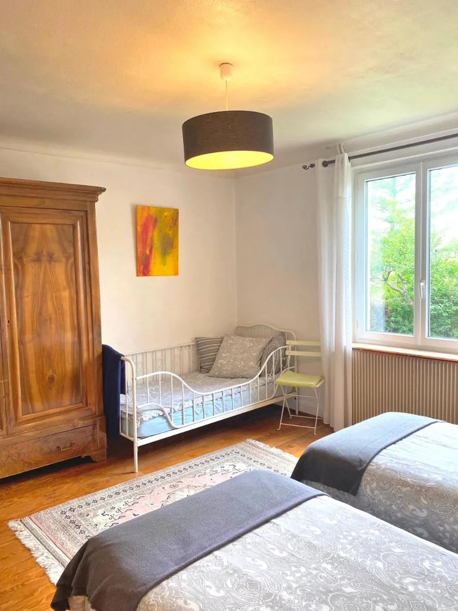 Image 6 of Aulouison Maison spacieuse et paisible de 200 m2, à proximité du Parlement européen
