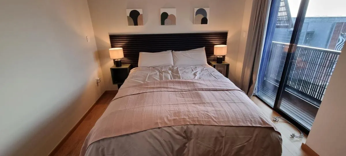 Image 1 of BEL APPARTEMENT CONTEMPORAIN avec TERRASSE CLIMATISATION et PARKING payant en option