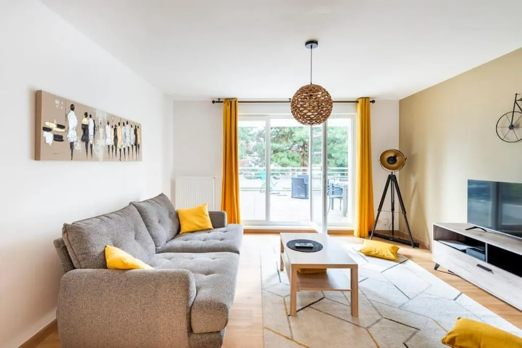 Image of Comme chez vous