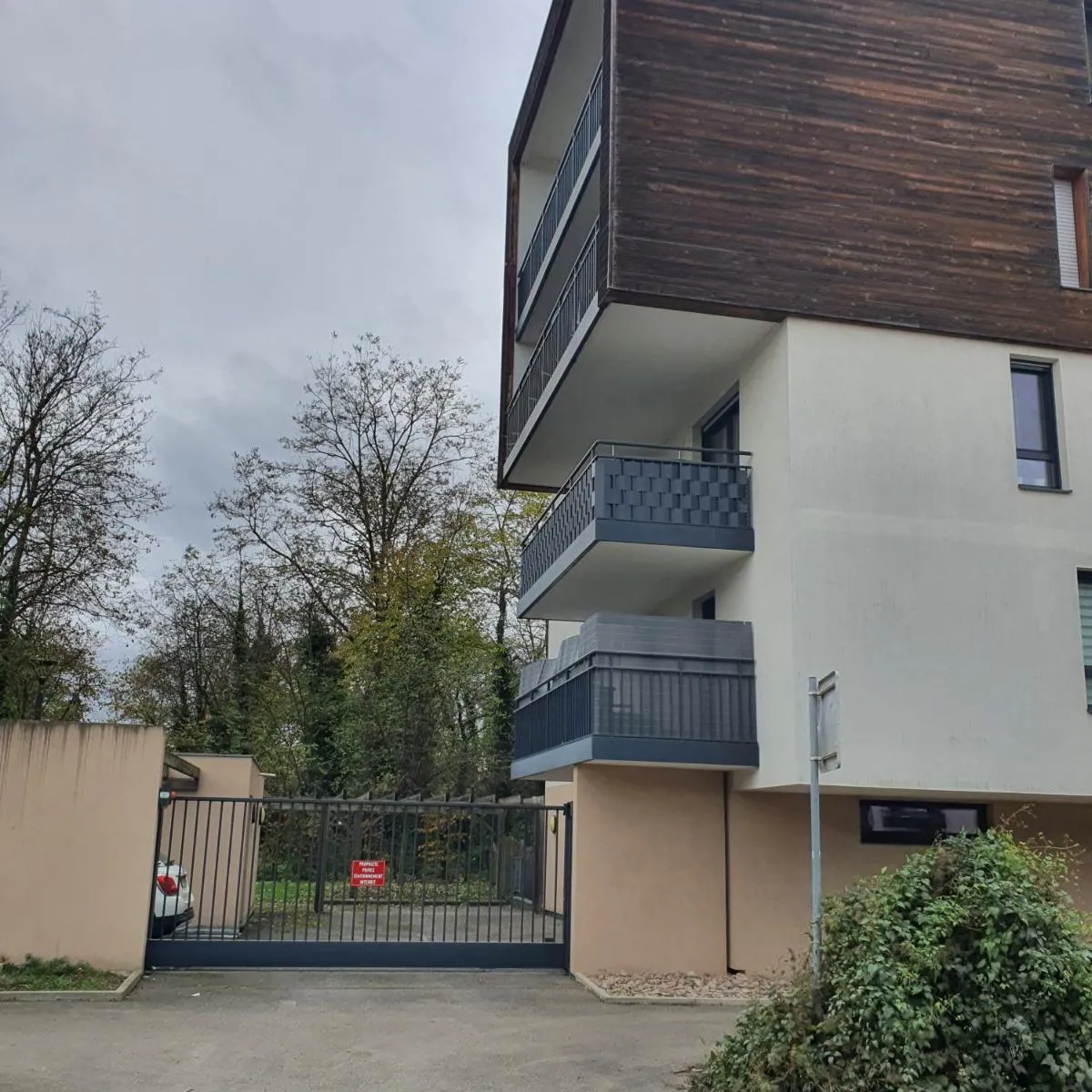 Image 5 of F2 Strasbourg