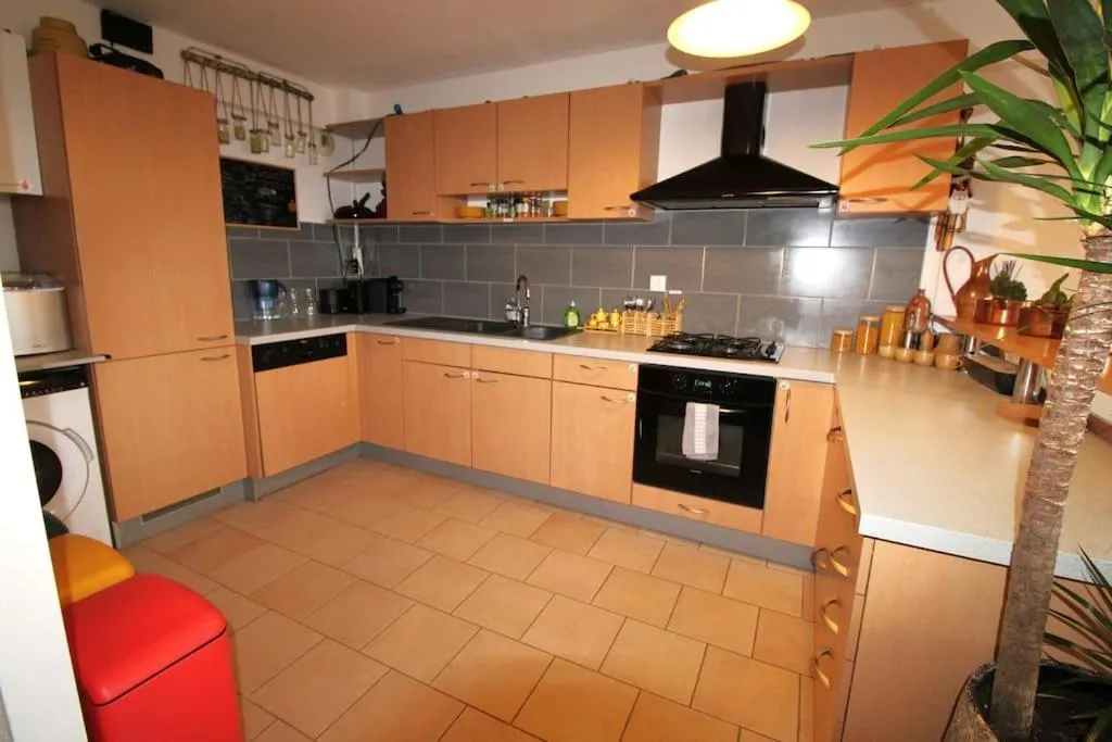 Image 2 of Grand appartement avec sauna
