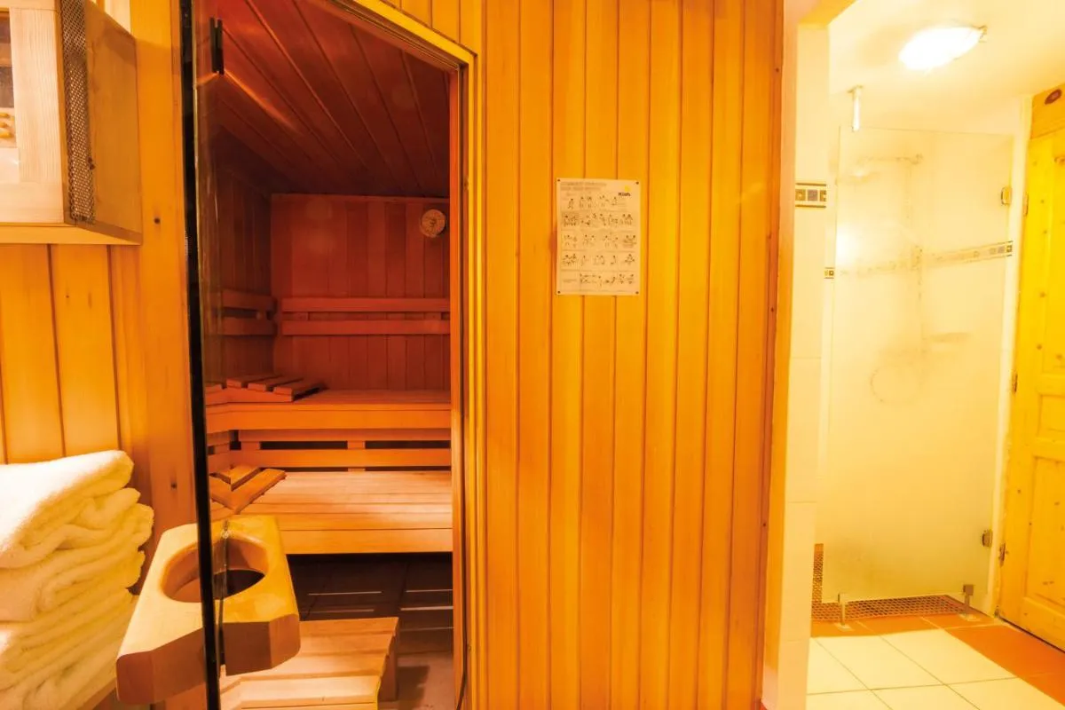 Image 1 of Hotel Roses