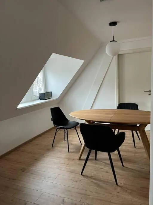 Image 4 of LE DONJON Classé 4 étoiles Appartement 120 m2 5mn Centre Ville Au Calme