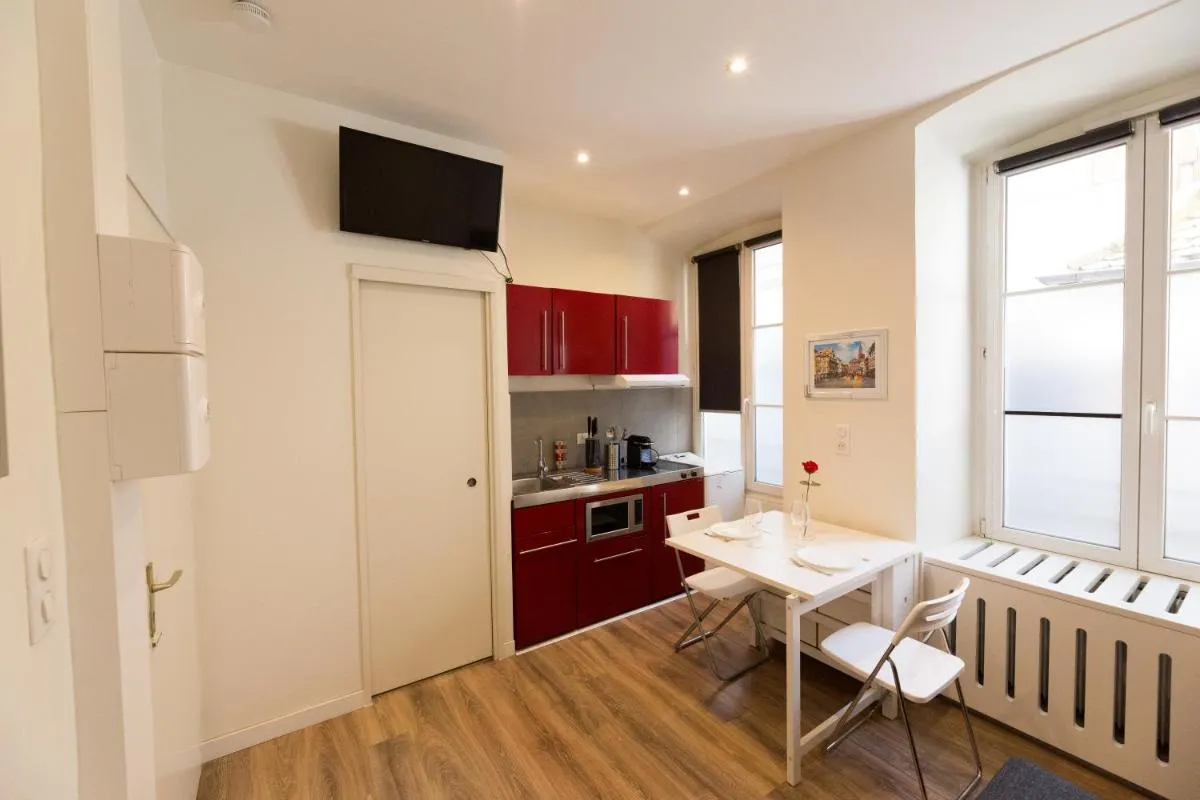 Image 3 of L’Ecluse – Studio Cosy, Calme, Hyper-Centre Strasbourg