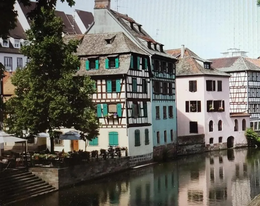 Image 2 of La Petite Alsacienne