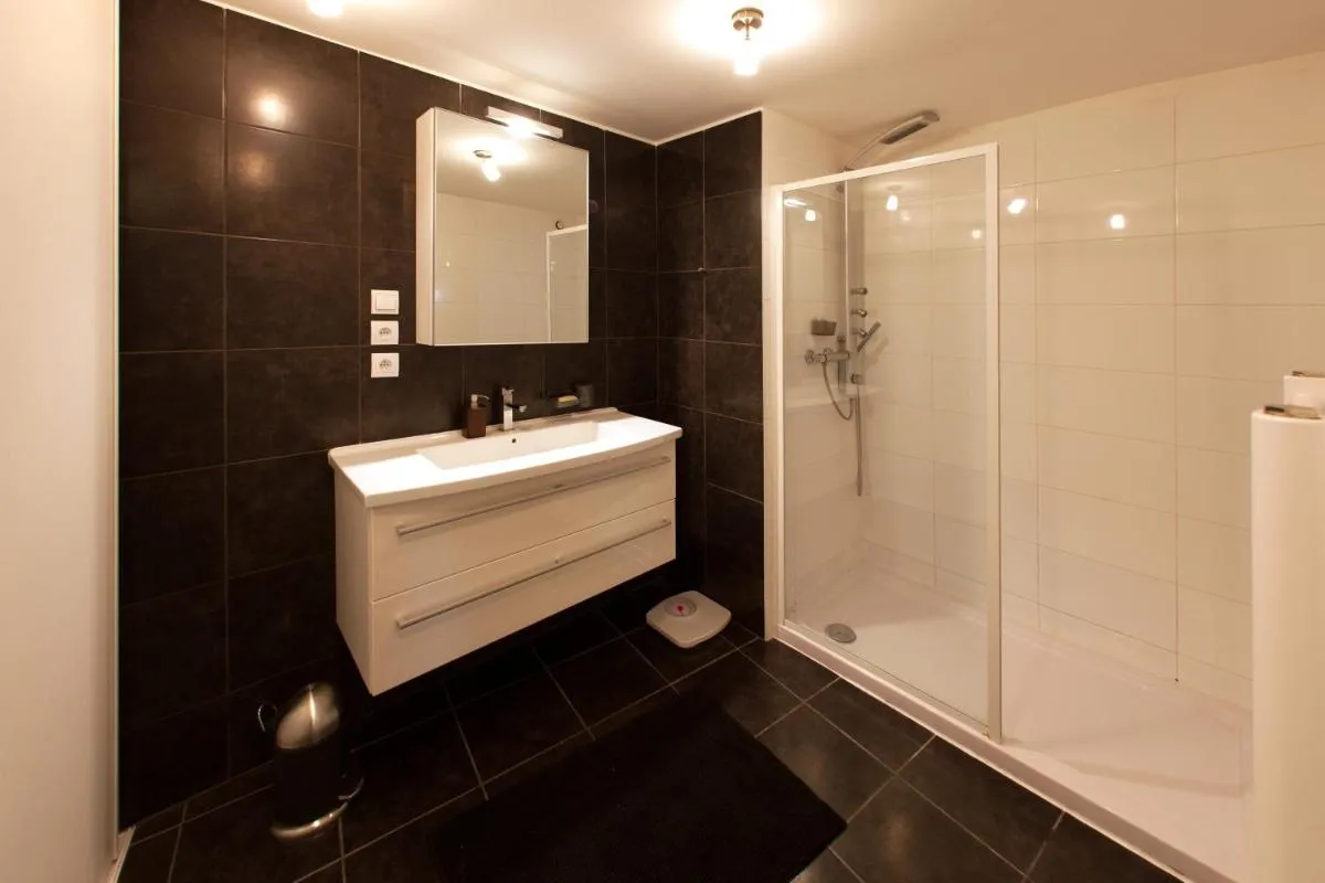 Image 2 of Le Corbeau – Grand Appartement Strasbourg Centre, Calme