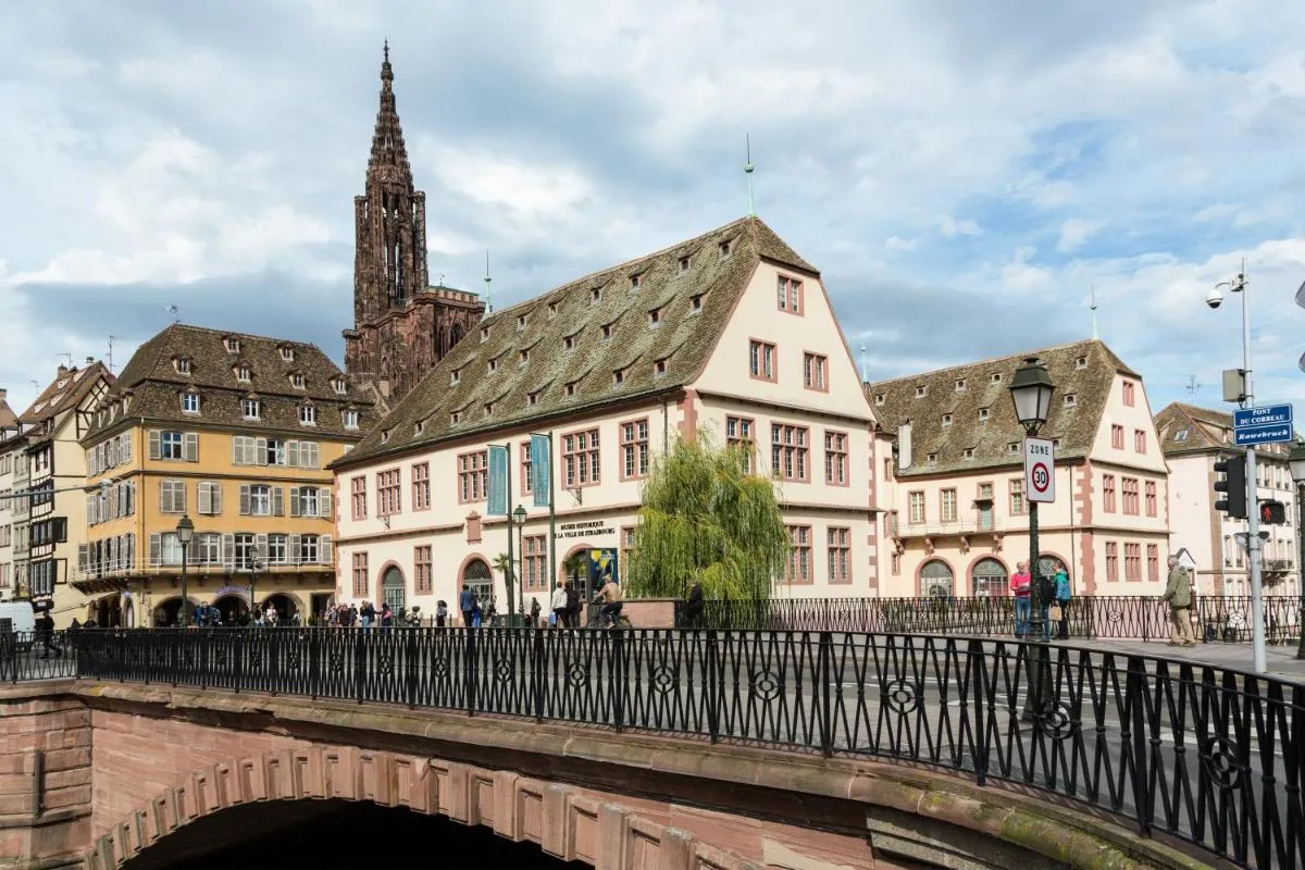 Image 5 of Le Corbeau – Grand Appartement Strasbourg Centre, Calme