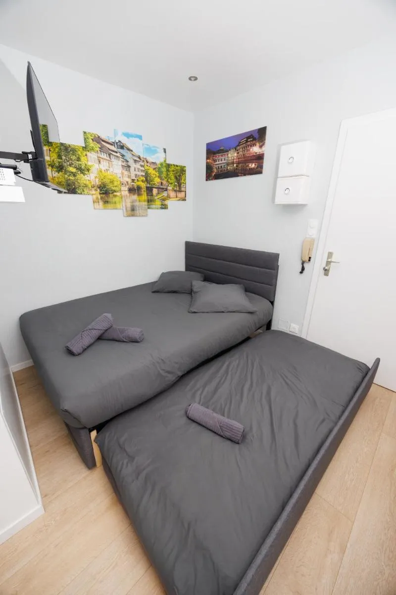 Image 4 of Le Petit Break – Strasbourg Gare – Petite France – Commerces à Proximité