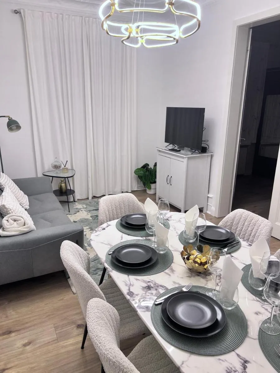 Image 6 of Le Rapp 6, Appartement de Standing 3 chambres, 7 personnes &1 bébé, Cosy et familial ultra équipé Emplacement Idéal proche Gare Centre ville Marchés de Noël Quartier Tribunal Contades