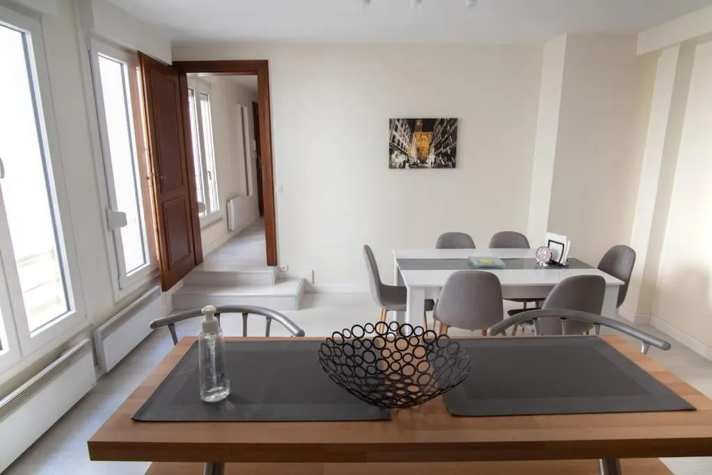Image of Le Sebastopol – Appt moderne de 65m2