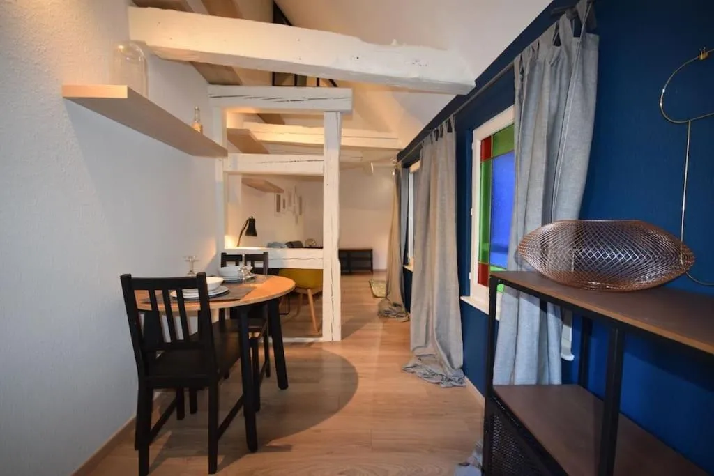Image 6 of Le Studio du Quai des Pêcheurs – Charmant duplex sur les quais