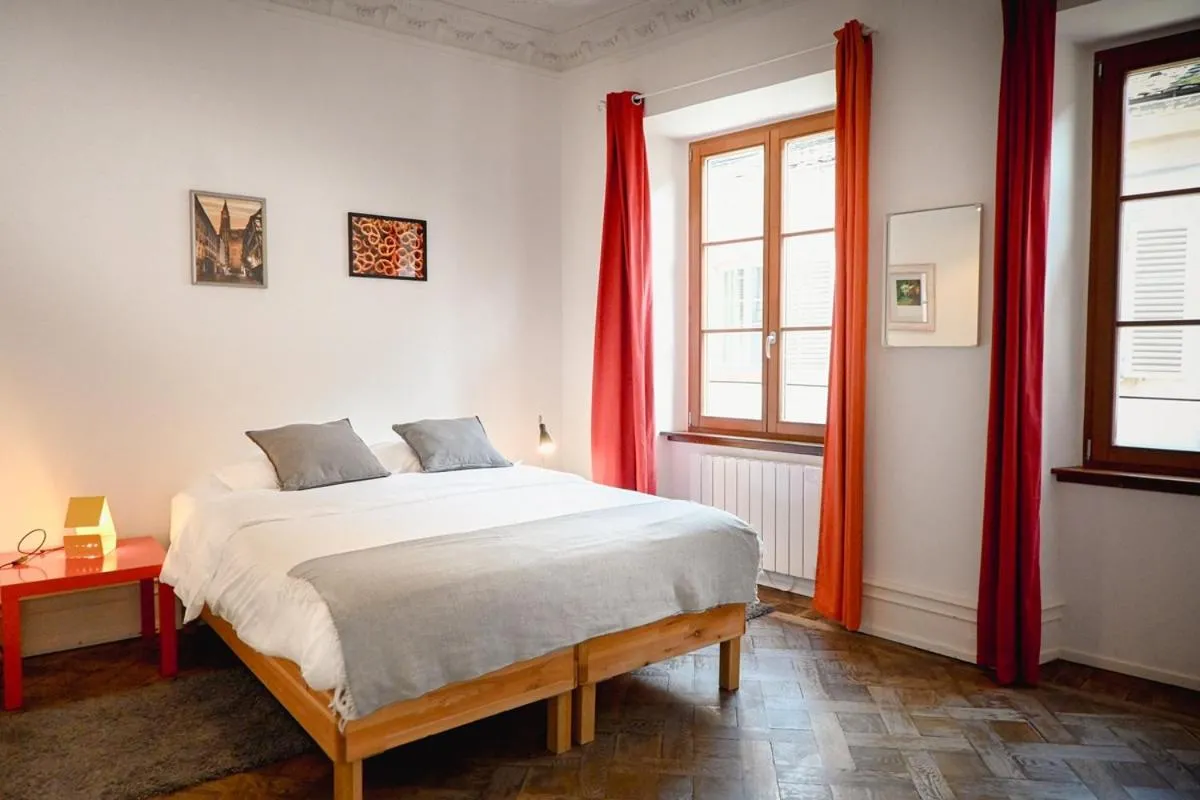 Image 1 of Les Appartements Rue des Veaux – Quartier Cathédrale