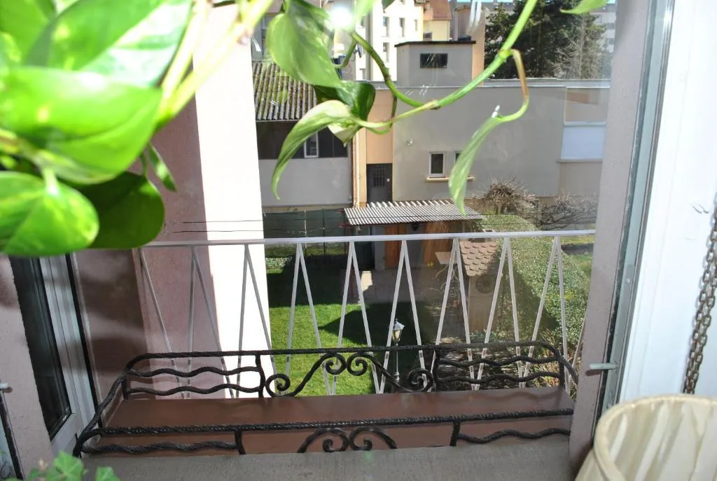 Image of Logis le 18 rose
