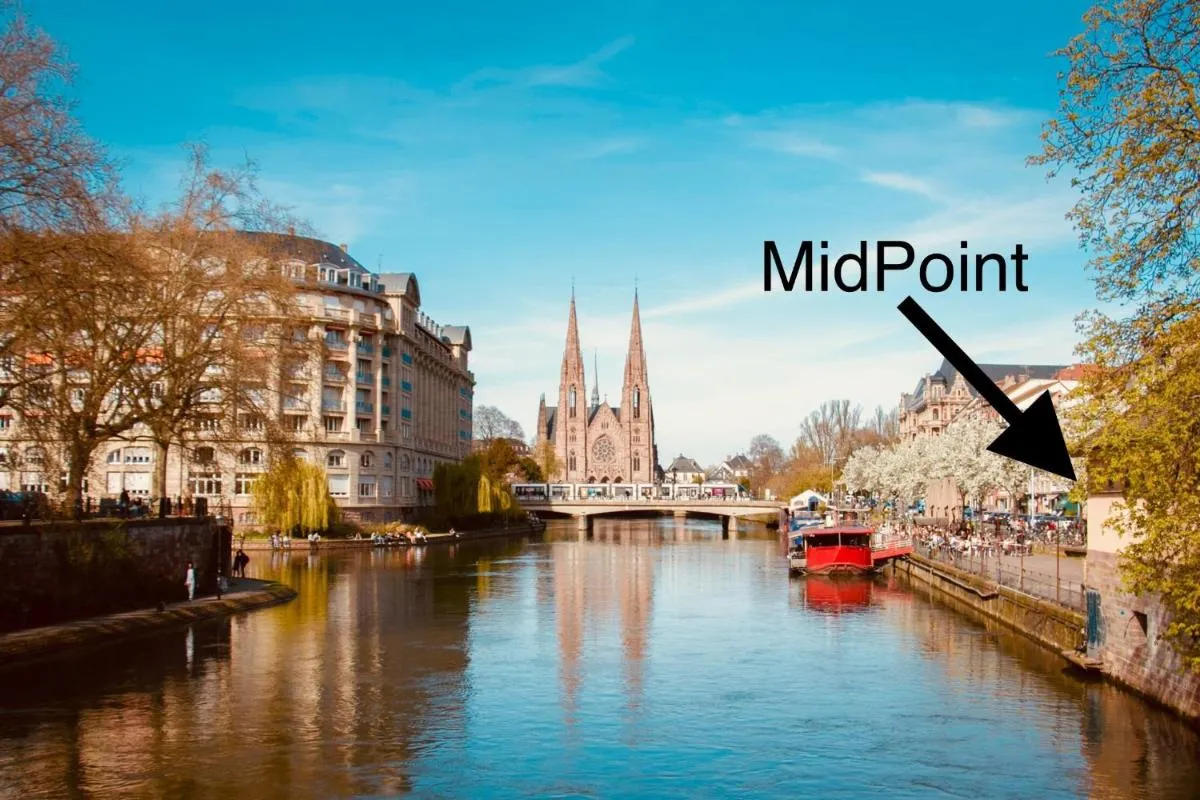 Image 2 of MIDPOINT STUDİOS by Life Renaissance