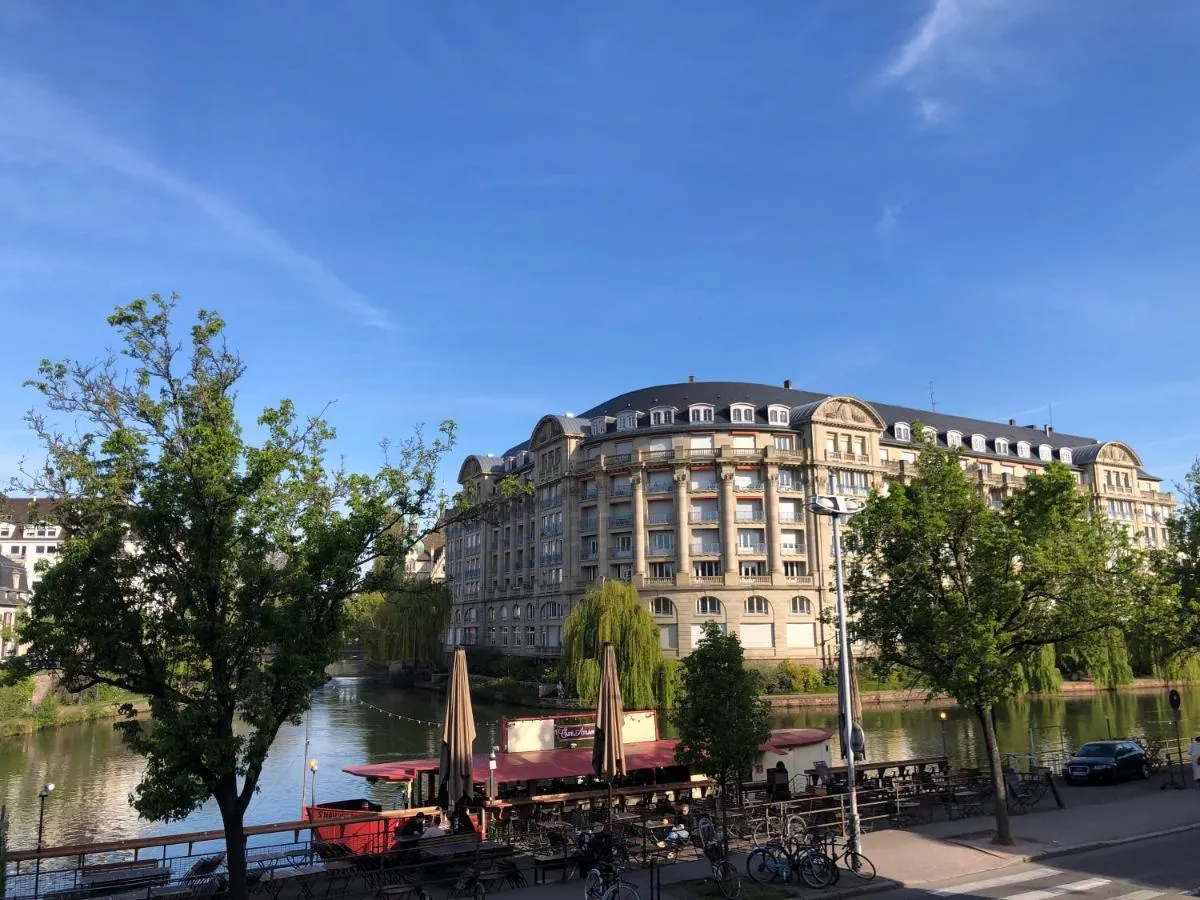 Image 5 of Quai des Pêcheurs – Vue Cathedrale