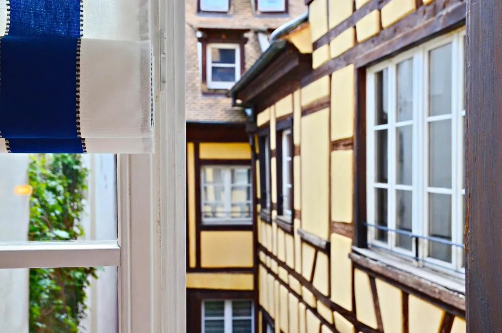 Image of Quatre Chaises