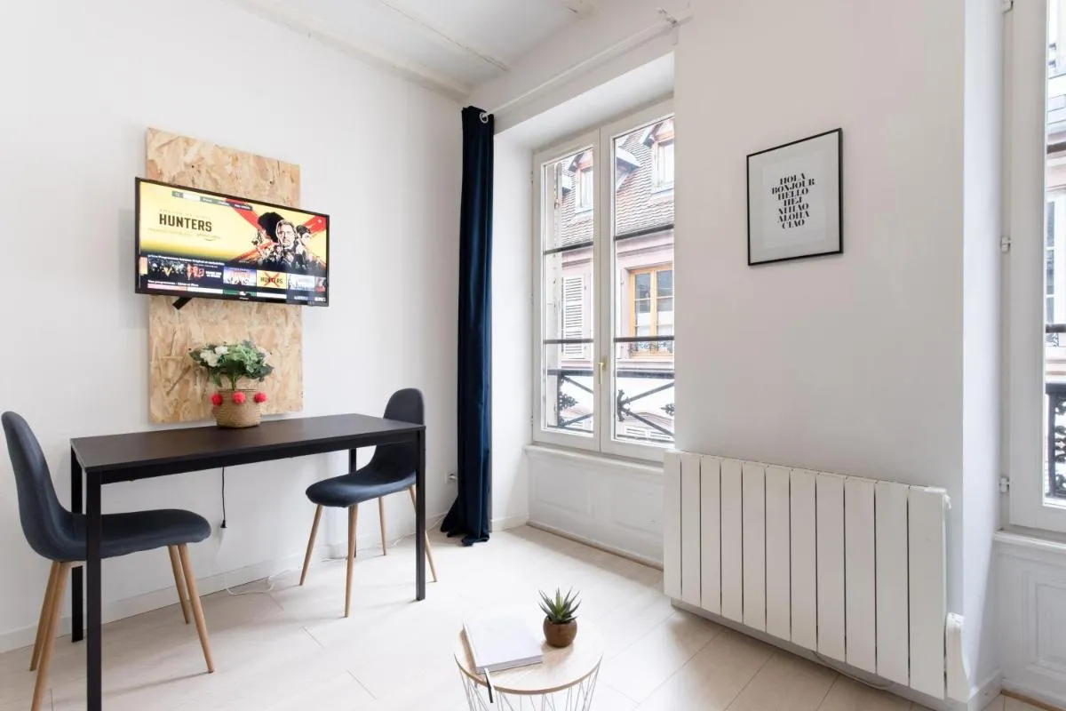 Image 3 of R-Appartements Strasbourg Fenêtresurkrut