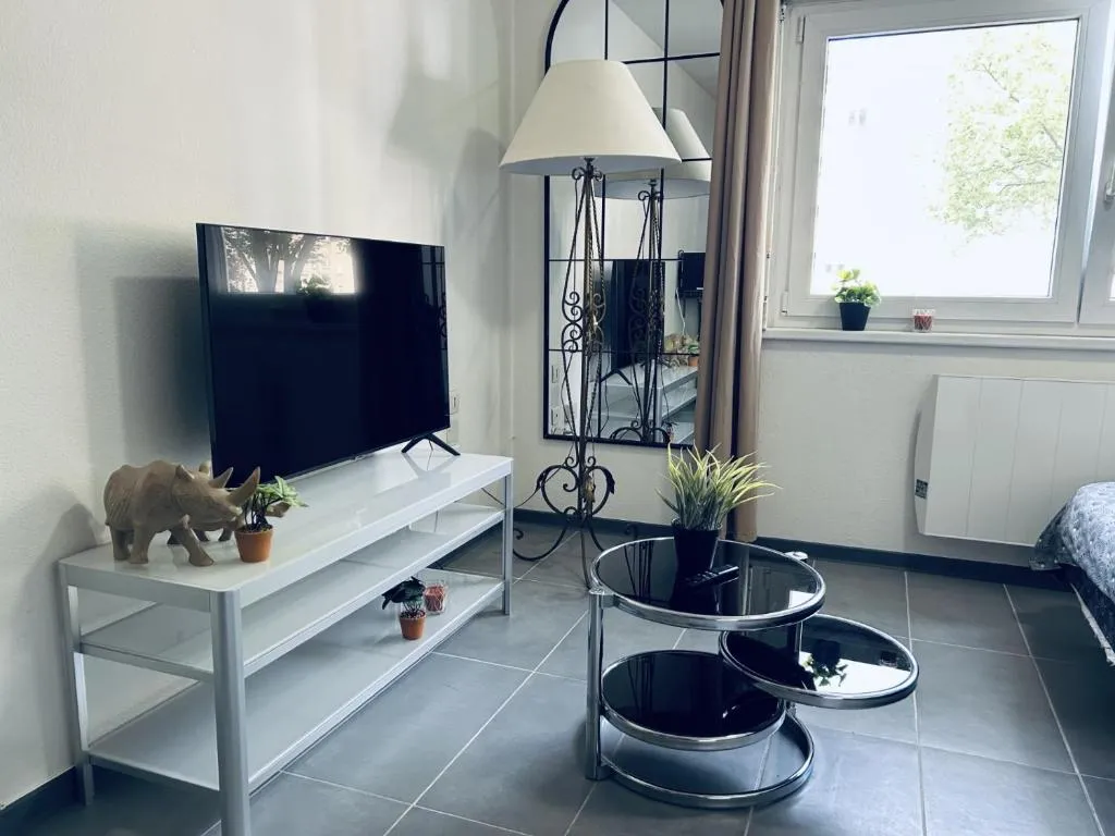 Image of STUDIO tres pratique