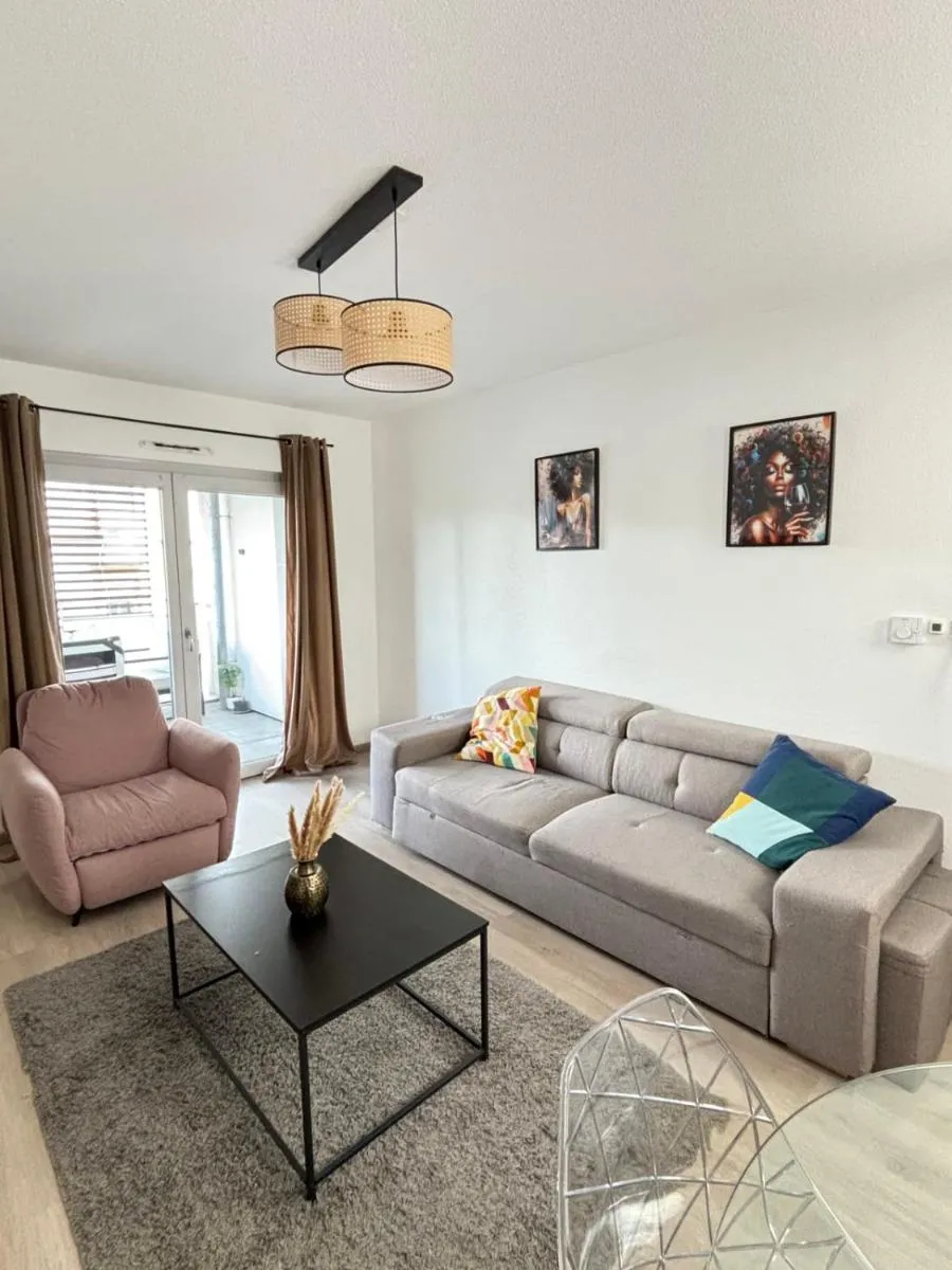 Image 6 of Soh Rent Strasbourg place des halles