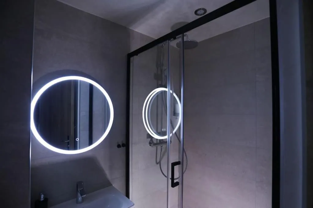 Image 2 of Spa Appartement Jacuzzi Privé Strasbourg