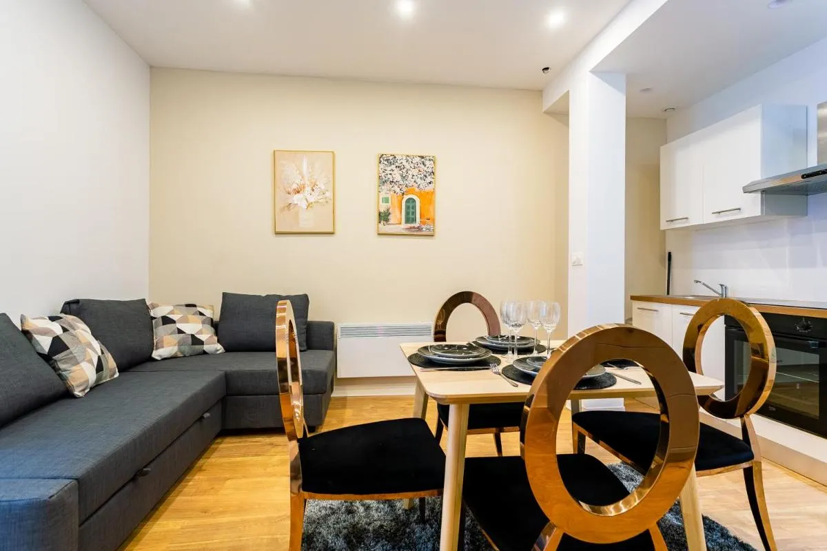 Image 3 of Strasbourg centre logement cosy