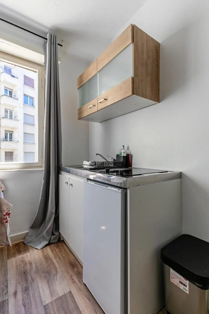 Image 6 of Studio Centre / Quartier krutneau
