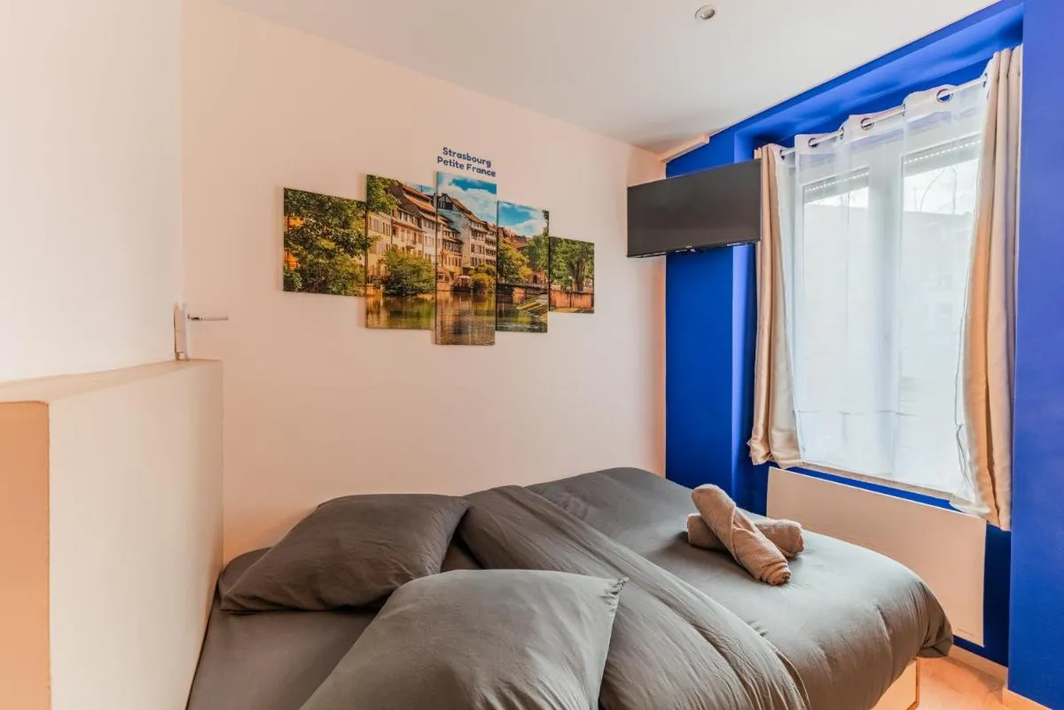 Image 4 of Suite 1 – Strasbourg Gare – Petite France – Commerces à Proximité
