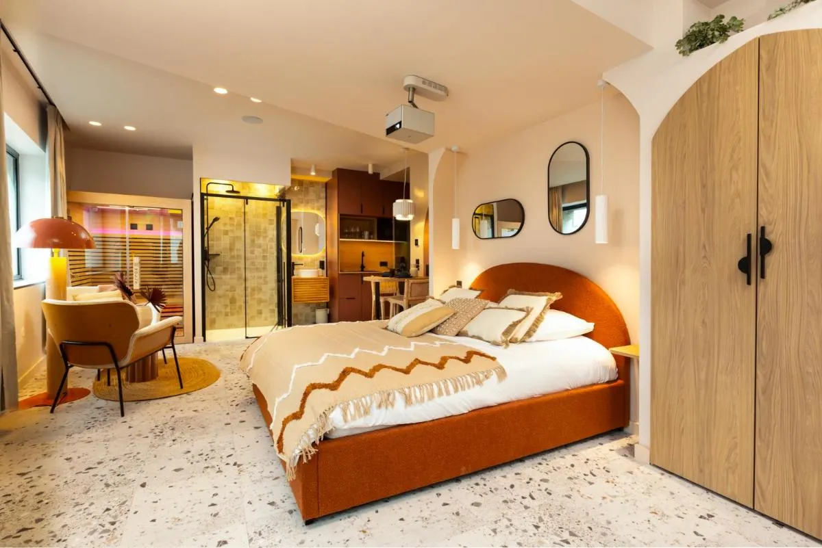 Image 5 of Suite romantique Ibiza, Jacuzzi, Spa