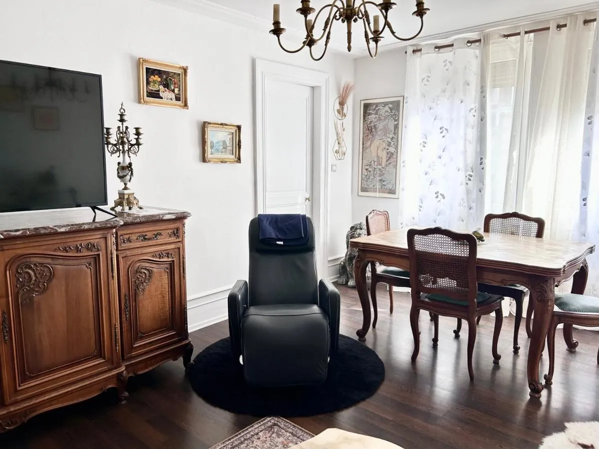 Image 2 of Superbe appartement en plein centre ville