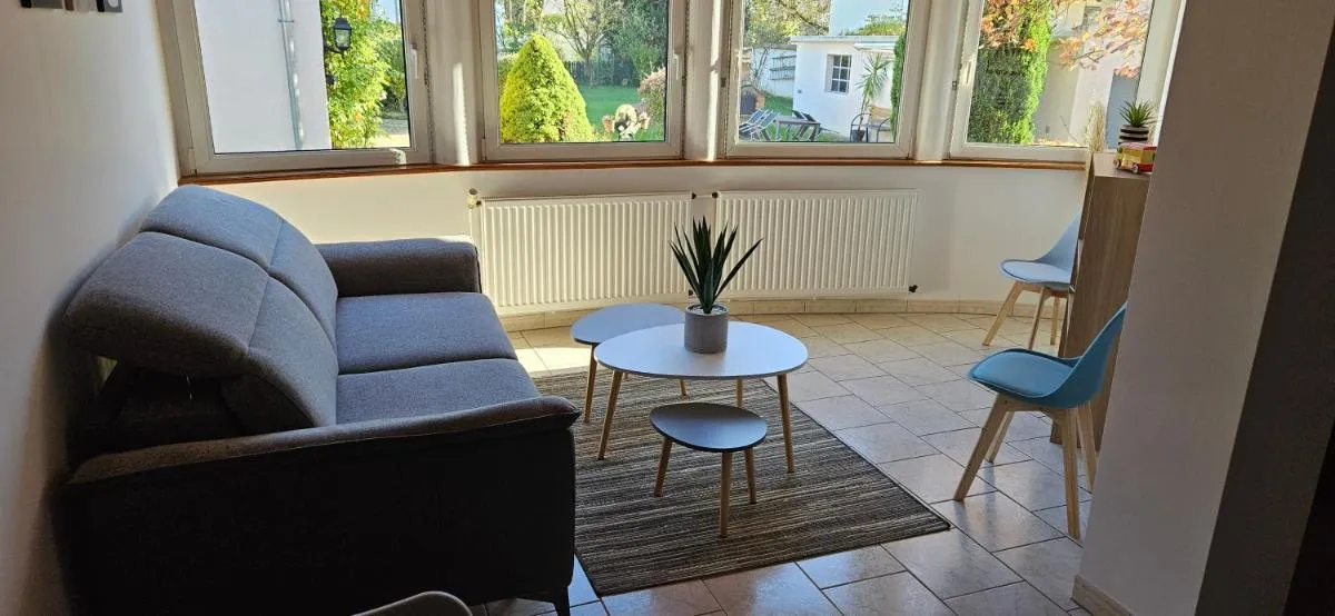 Image 3 of Superbe logement refait à neuf 3 chambres et double parking