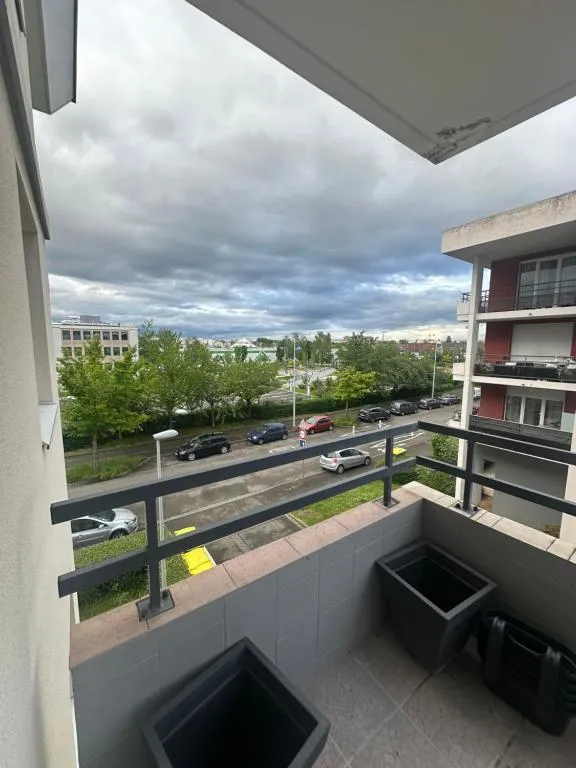 Image of Très beau trois pièces avec vue dégagée