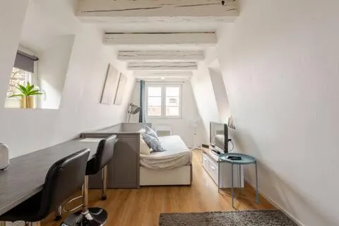 Image 4 of ** appartement cathédrale Strasbourg centre**