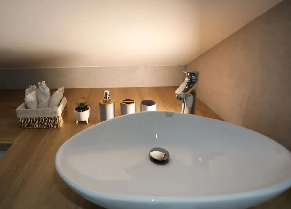 Image 2 of duplex chaleureux avec spa privé