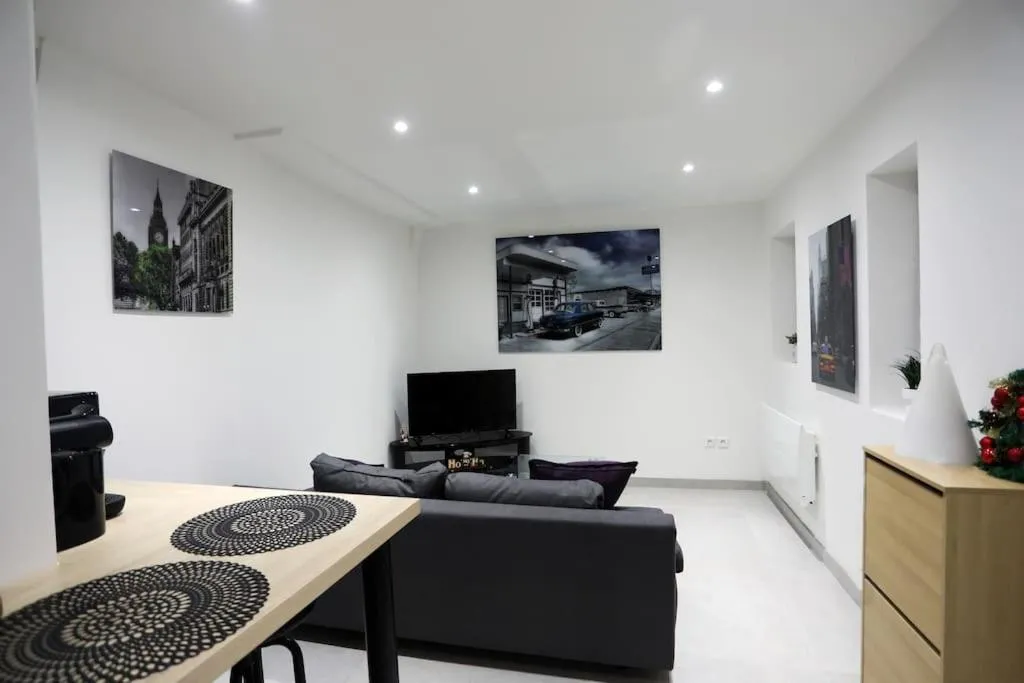 Image 4 of duplex chaleureux avec spa privé