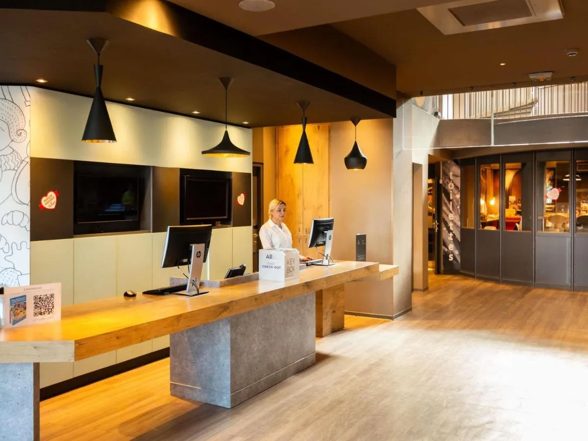 Image 3 of ibis Strasbourg Centre Gare